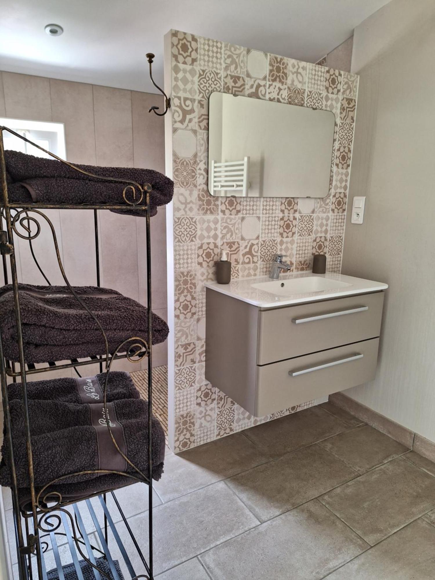 Appartement Chez Dominique et Bruno à Bazoges-en-Paillers Extérieur photo